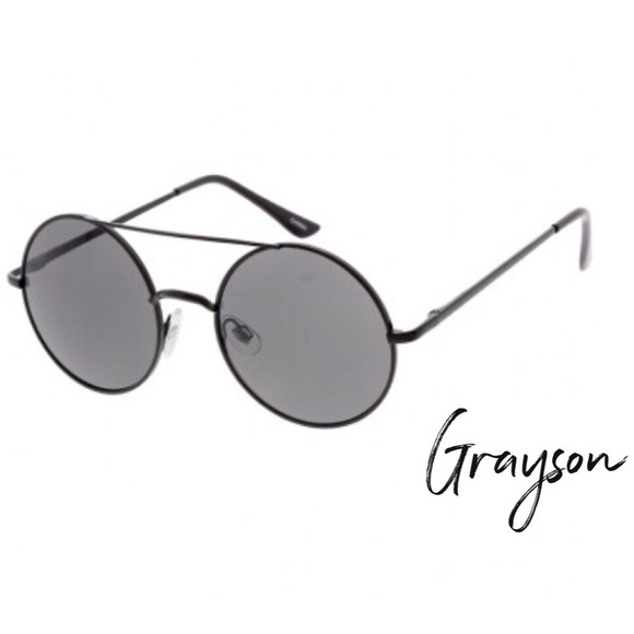 Throwing Shade USA Accessories - Grayson